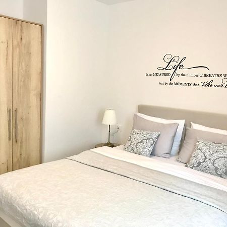 Cocoville Beach House- Makarska Apartment Екстериор снимка
