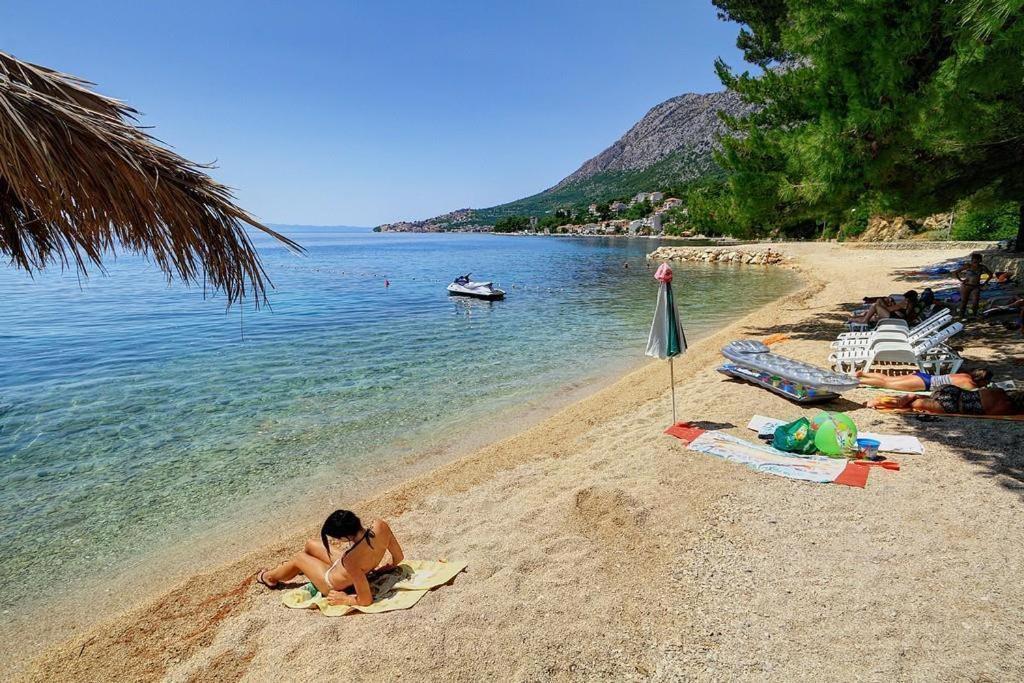 Cocoville Beach House- Makarska Apartment Екстериор снимка