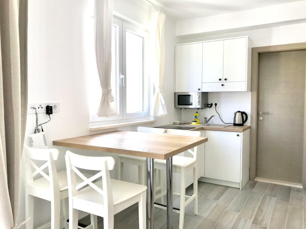 Cocoville Beach House- Makarska Apartment Екстериор снимка