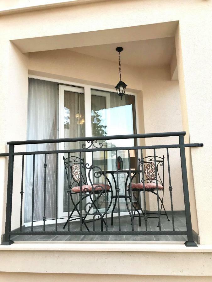 Cocoville Beach House- Makarska Apartment Екстериор снимка